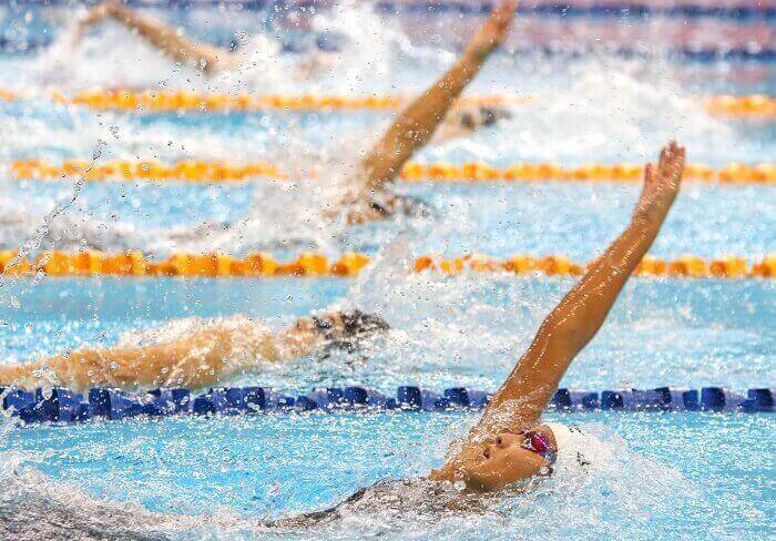 5-Reasons-Tracking-Your-Workouts-Will-Make-You-a-Faster-Swimmer